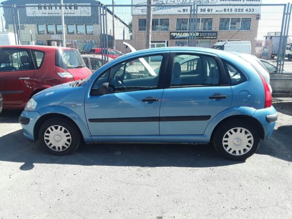 CAJA RELES / FUSIBLES CITROEN C3 - Imagen 3