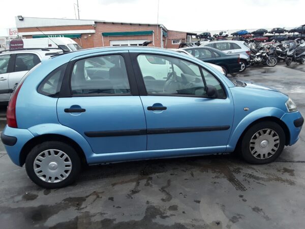 CAJA RELES / FUSIBLES CITROEN C3 - Imagen 2
