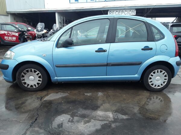 CAJA RELES / FUSIBLES CITROEN C3 - Imagen 3