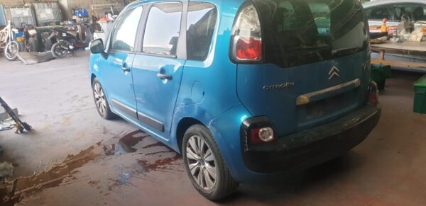 PARAGOLPES TRASERO CITROEN C3 PICASSO - Imagen 5