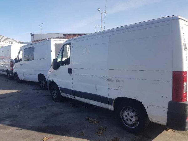 FARO DERECHO CITROEN JUMPER COMBI DESDE '02 - Imagen 2