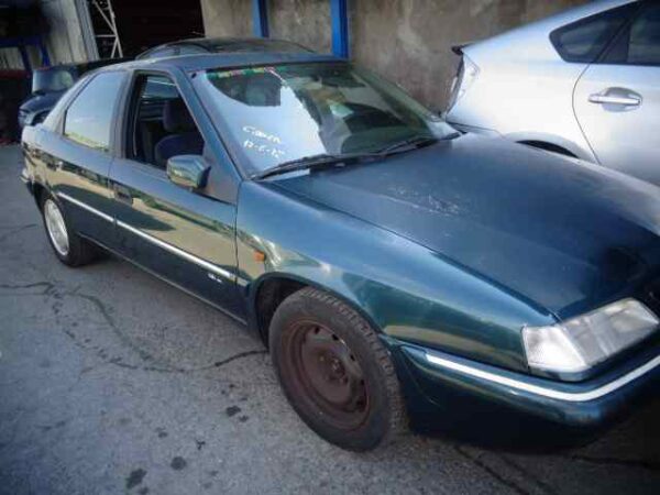 PILOTO TRASERO DERECHO CITROEN XANTIA BERLINA - Imagen 2
