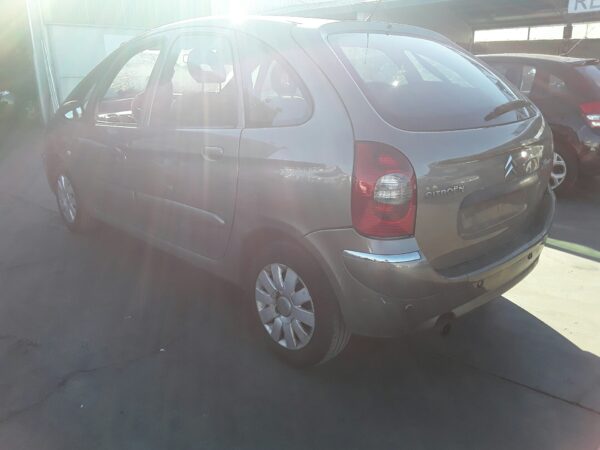 CAJA RELES / FUSIBLES CITROEN XSARA PICASSO - Imagen 3