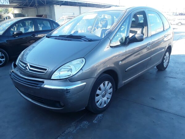CAJA RELES / FUSIBLES CITROEN XSARA PICASSO - Imagen 4