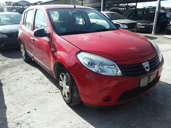 PILOTO TRASERO IZQUIERDO DACIA SANDERO - Imagen 3