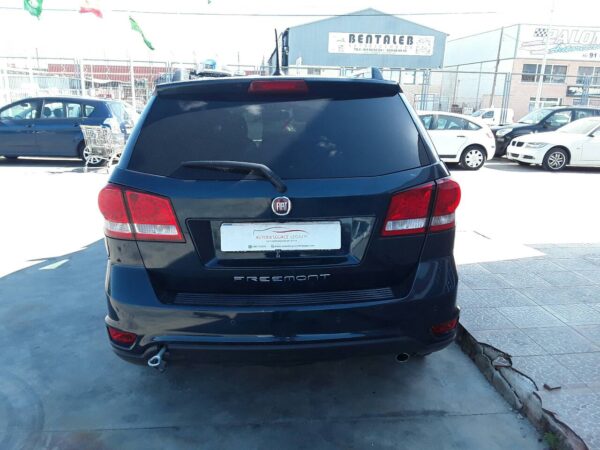 PUERTA TRASERA IZQUIERDA FIAT FREEMONT - Imagen 3