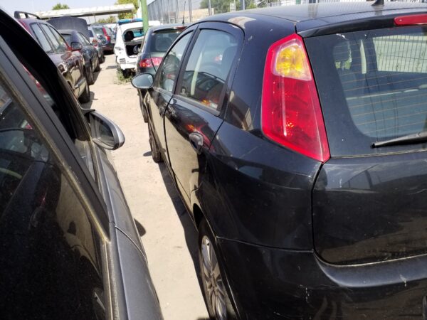 RETROVISOR IZQUIERDO FIAT GRANDE PUNTO - Imagen 3