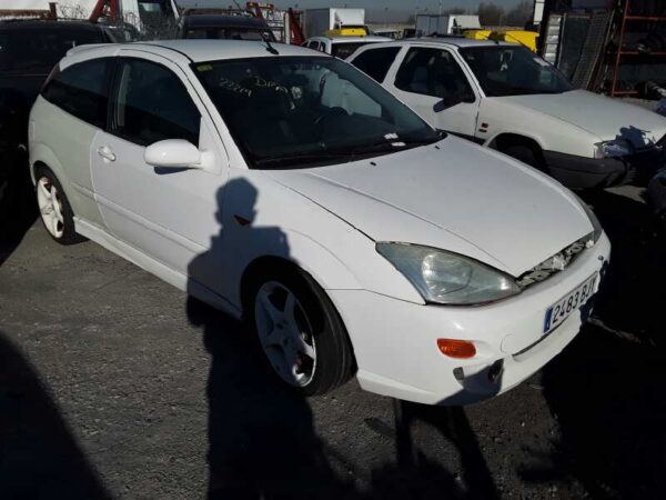 PILOTO TRASERO IZQUIERDO FORD FOCUS BERLINA - Imagen 3