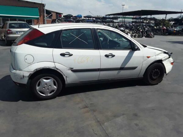 FARO IZQUIERDO FORD FOCUS BERLINA - Imagen 5