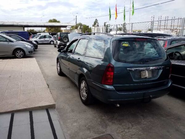 FARO IZQUIERDO FORD FOCUS BERLINA - Imagen 2