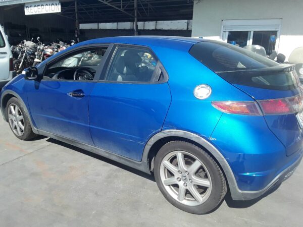 CAJA RELES / FUSIBLES HONDA CIVIC BERLINA 3 PUERTAS (FN) - Imagen 3