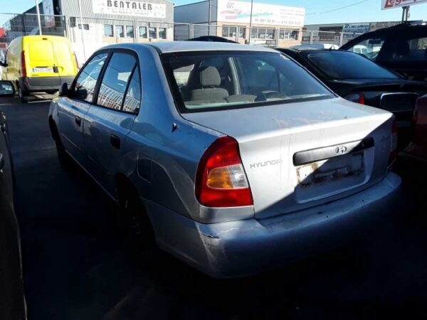 PILOTO TRASERO DERECHO HYUNDAI ACCENT - Imagen 3