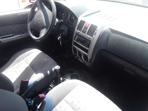 PILOTO TRASERO DERECHO HYUNDAI GETZ - Imagen 4
