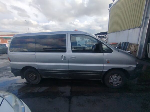 FARO IZQUIERDO HYUNDAI H-1 () - Imagen 4