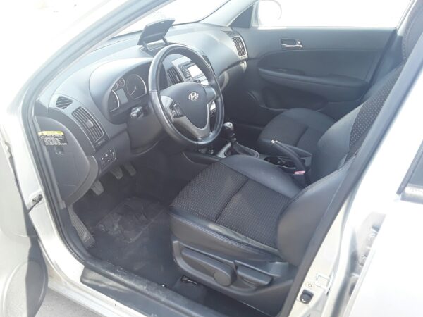 CUADRO INSTRUMENTOS HYUNDAI I30 - Imagen 5