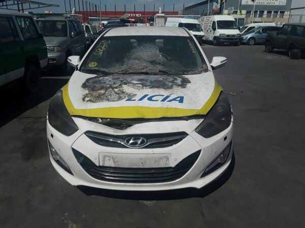 PILOTO TRASERO DERECHO INTERIOR HYUNDAI I40 - Imagen 2