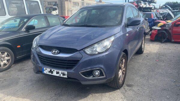 CONDENSADOR / RADIADOR  AIRE ACONDICIONADO HYUNDAI IX35