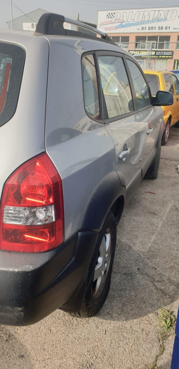 FARO IZQUIERDO HYUNDAI TUCSON - Imagen 2