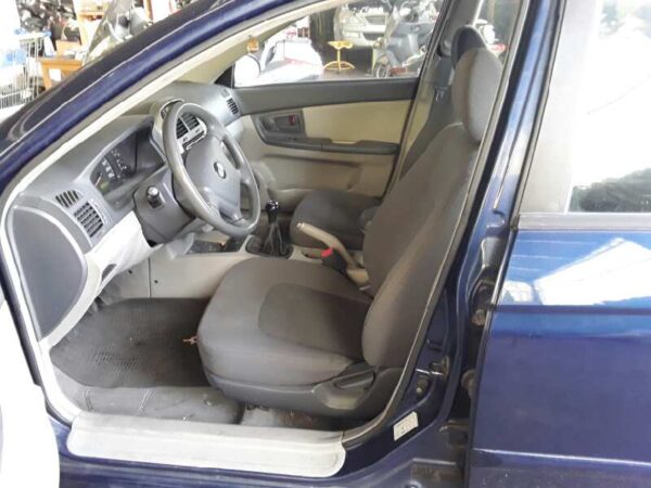 FARO IZQUIERDO KIA CERATO - Imagen 4
