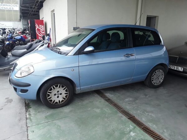 PILOTO TRASERO DERECHO LANCIA YPSILON - Imagen 4