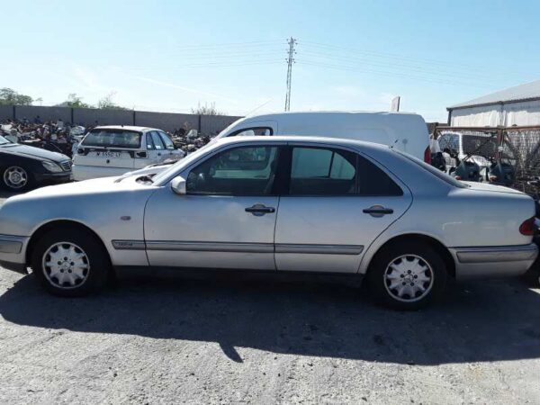BOMBA DIRECCION MERCEDES CLASE E BERLINA DIESEL - Imagen 5