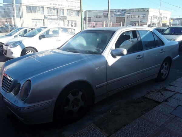MOTOR ARRANQUE MERCEDES CLASE E  BERLINA DIESEL - Imagen 2