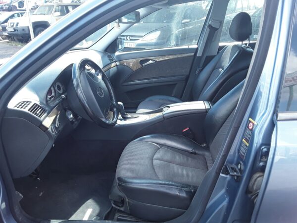 CERRADURA PUERTA TRASERA IZQUIERDA  MERCEDES CLASE E  BERLINA - Imagen 4