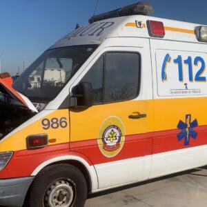 PUERTA DELANTERA DERECHA MERCEDES SPRINTER  COMBI