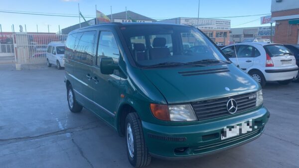FARO DERECHO MERCEDES VITO  COMBI - Imagen 2