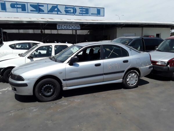 CAJA RELES / FUSIBLES MITSUBISHI CARISMA BERLINA 5 - Imagen 4