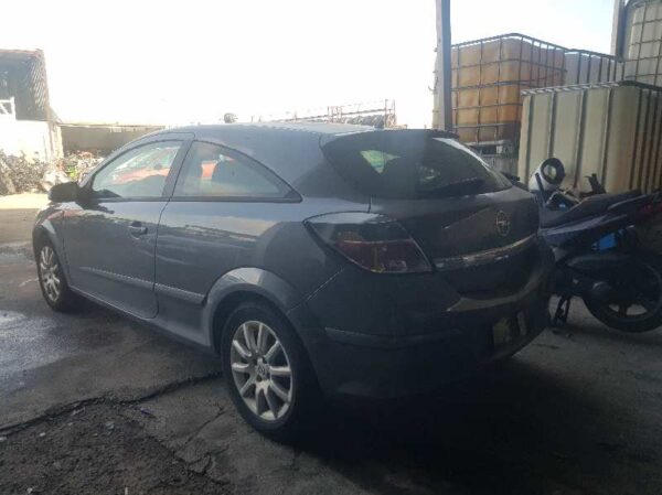 PILOTO TRASERO IZQUIERDO OPEL ASTRA GTC - Imagen 3