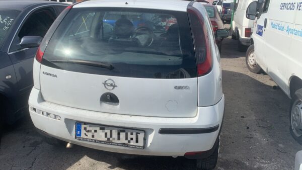 PILOTO TRASERO IZQUIERDO OPEL CORSA C - Imagen 4