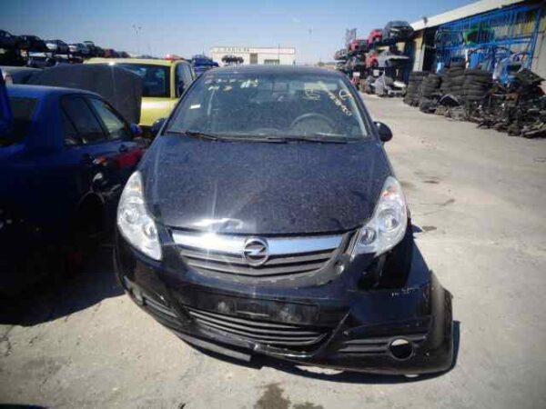 PILOTO TRASERO IZQUIERDO OPEL CORSA D - Imagen 2