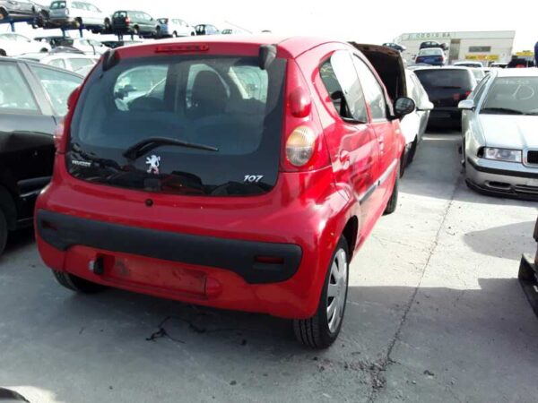PILOTO TRASERO DERECHO PEUGEOT 107 - Imagen 3