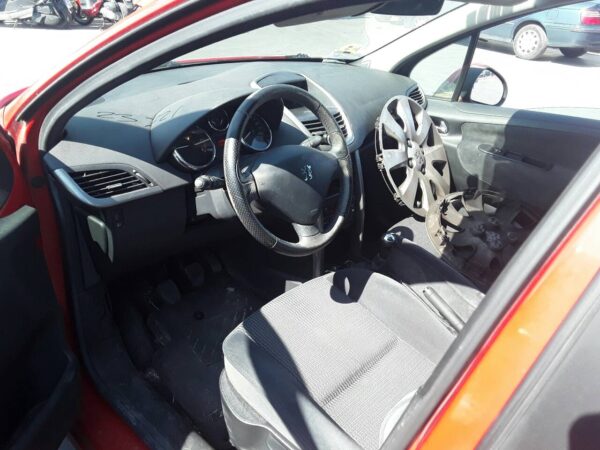 CAJA RELES / FUSIBLES PEUGEOT 207 - Imagen 5