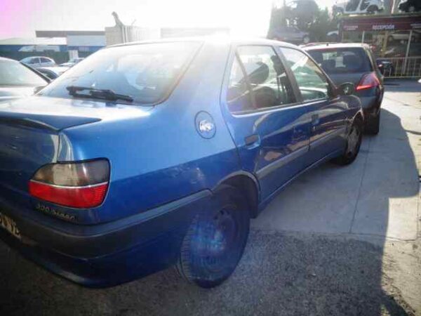 FARO IZQUIERDO PEUGEOT 306 BERLINA 3/4/5 PUERTAS - Imagen 2