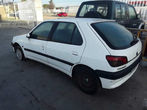 BOMBA DIRECCION PEUGEOT 306 BERLINA 3/5 PUERTAS - Imagen 2