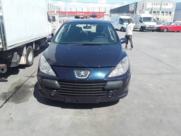 CAJA RELES / FUSIBLES PEUGEOT 307 BERLINA - Imagen 2
