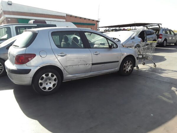 CAJA RELES / FUSIBLES PEUGEOT 307 - Imagen 3