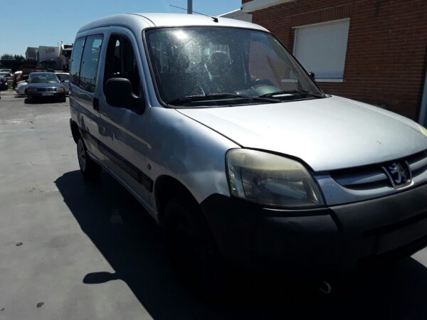 FARO IZQUIERDO PEUGEOT PARTNER - Imagen 4