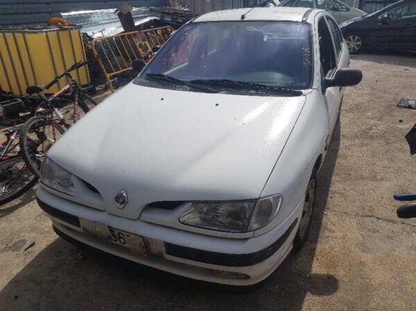 FARO DERECHO RENAULT MEGANE I CLASSIC - Imagen 5