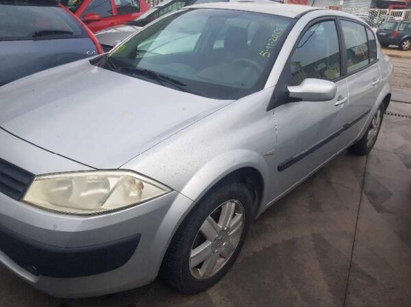 CONDENSADOR / RADIADOR  AIRE ACONDICIONADO RENAULT MEGANE II BERLINA 5P - Imagen 2