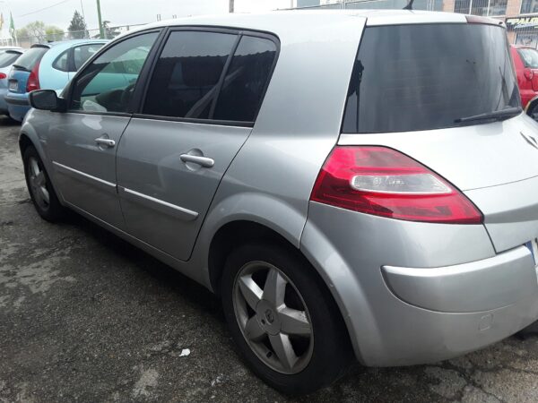 PILOTO TRASERO DERECHO RENAULT MEGANE II BERLINA 5P - Imagen 5