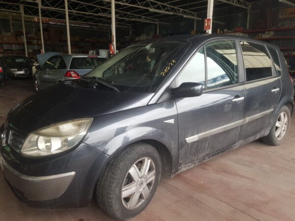 FARO DERECHO RENAULT SCENIC II - Imagen 2