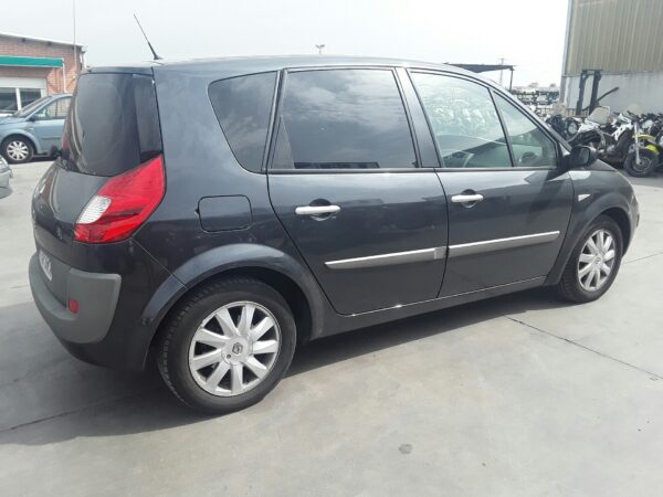 PARAGOLPES TRASERO RENAULT SCENIC II - Imagen 4