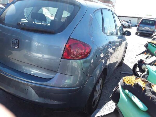 PILOTO TRASERO DERECHO SEAT ALTEA - Imagen 4