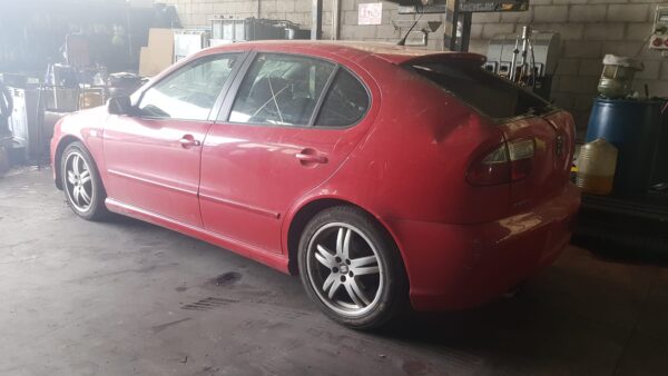 CENTRALITA MOTOR UCE SEAT LEON - Imagen 3