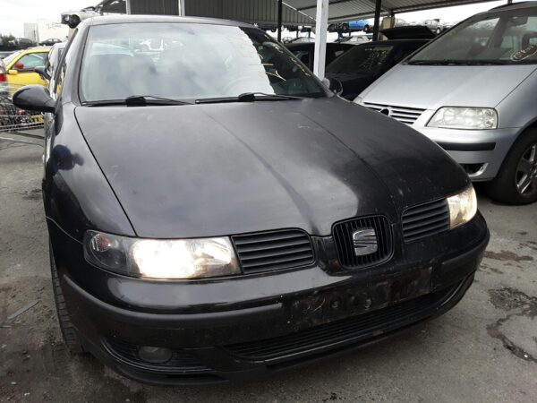 PILOTO TRASERO DERECHO SEAT LEON - Imagen 2