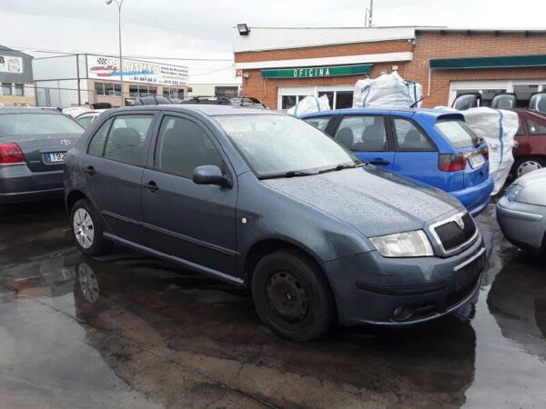 FARO IZQUIERDO SKODA FABIA - Imagen 2