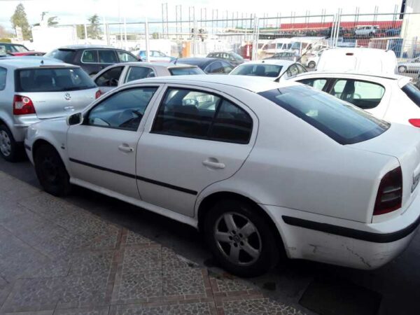 CERRADURA PUERTA DELANTERA DERECHA SKODA OCTAVIA BERLINA - Imagen 2